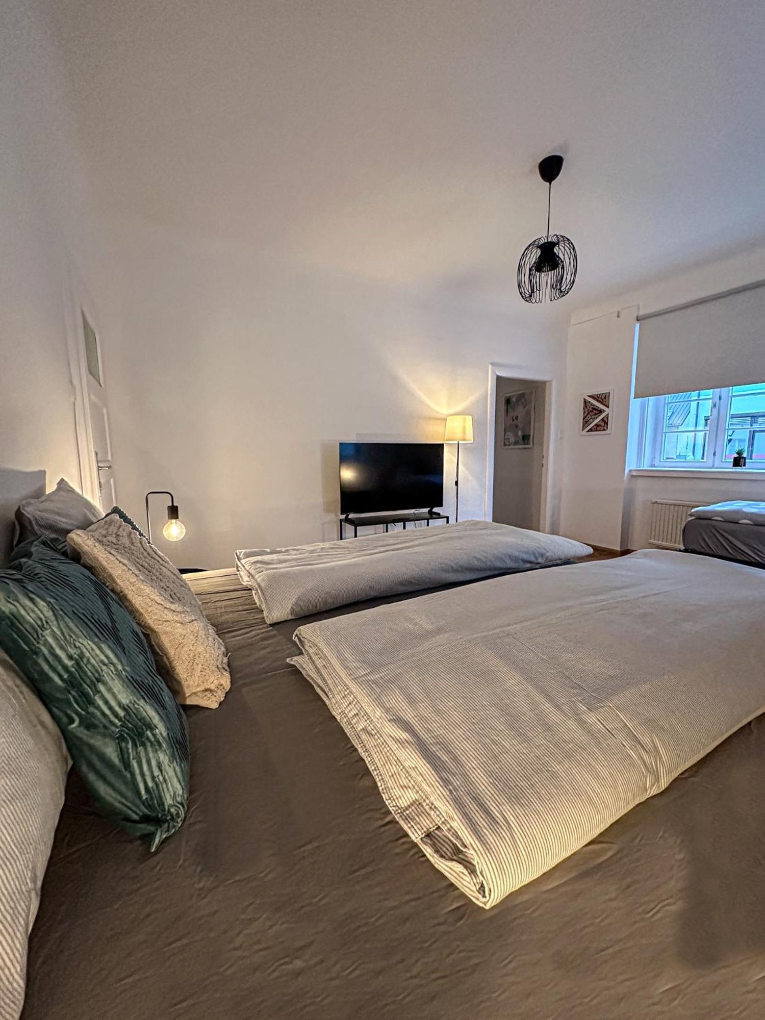 City Retreat In Eisenstadt Zentrum 2 מראה חיצוני תמונה